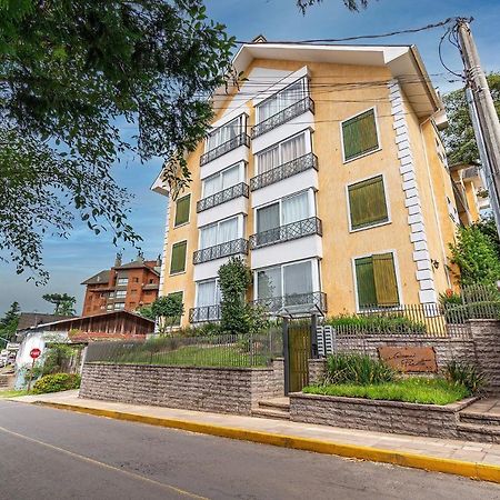 Rosa Edificio Giovani Pizetta Apartment Gramado Exterior photo
